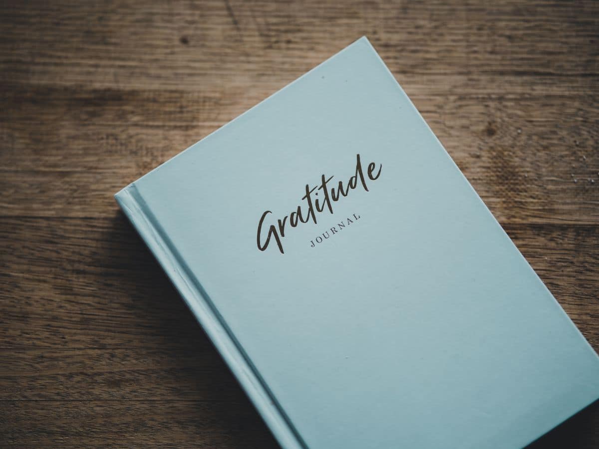 A blue Gratitude Journal.